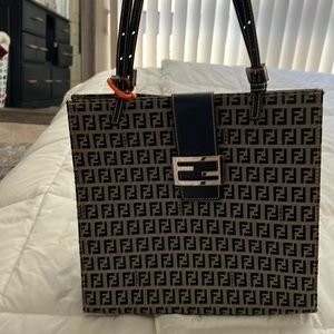 Vintage Fendi shoulder bag